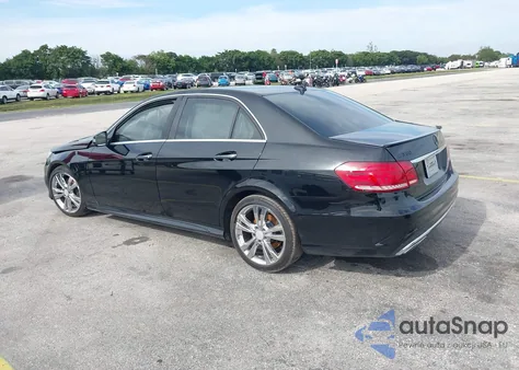 2014 Mercedes-Benz E 350 z USA, uszkodzony, nr VIN WDDHF5KB2EA809374